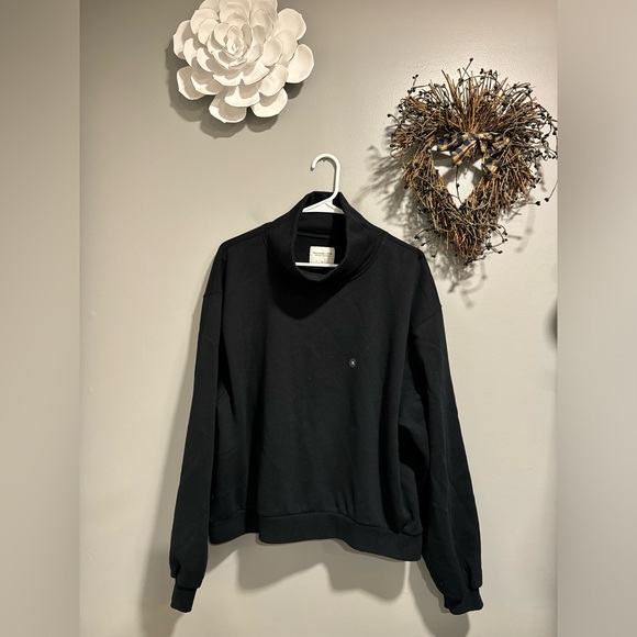 NWOT Abercrombie and Fitch Soft A&F Collection Black High Neck Sweater Size XL - Picture 1 of 3